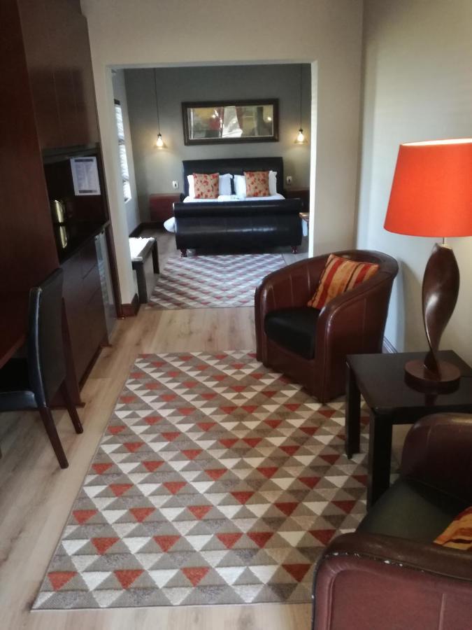 Belmont Guesthouse Bloemfontein Extérieur photo