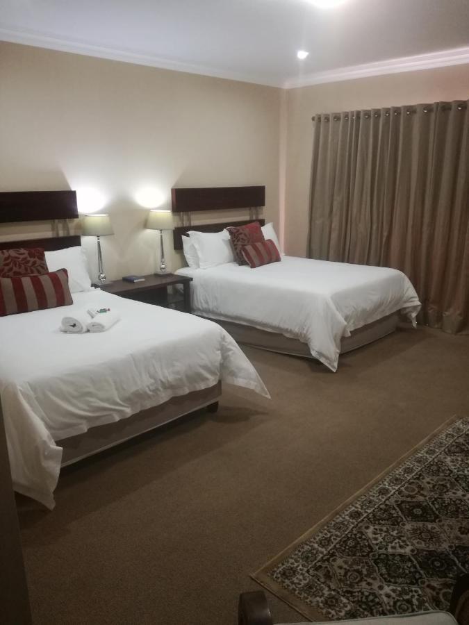 Belmont Guesthouse Bloemfontein Extérieur photo