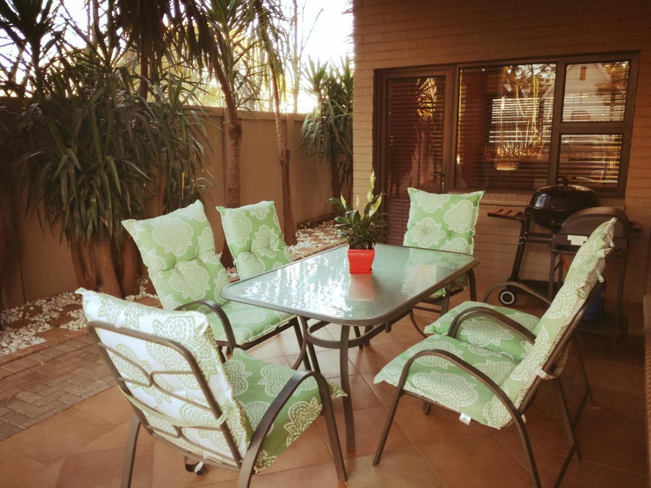 Belmont Guesthouse Bloemfontein Extérieur photo