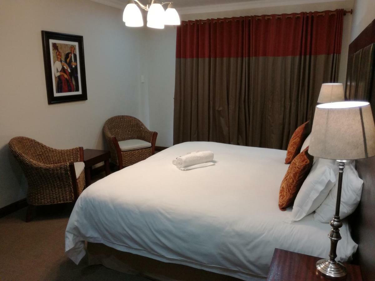 Belmont Guesthouse Bloemfontein Extérieur photo