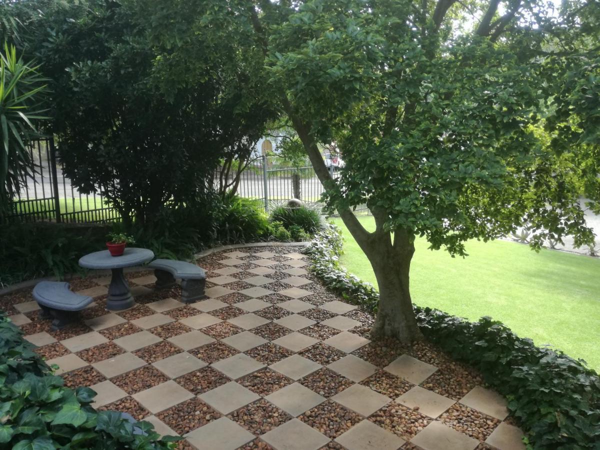 Belmont Guesthouse Bloemfontein Extérieur photo